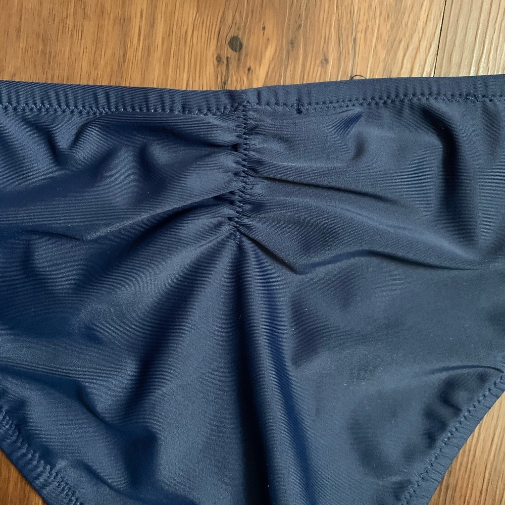 🦋Jessica Simpson Colorblock Bikini 🦋 - Picture 4 of 9